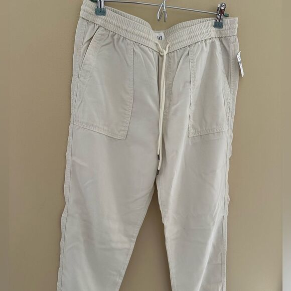 Women’s Gap pants size Medium NWT - Picture 13 of 13
